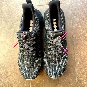 Adidas Ultraboost Women’s 9.5/Mens 8.5